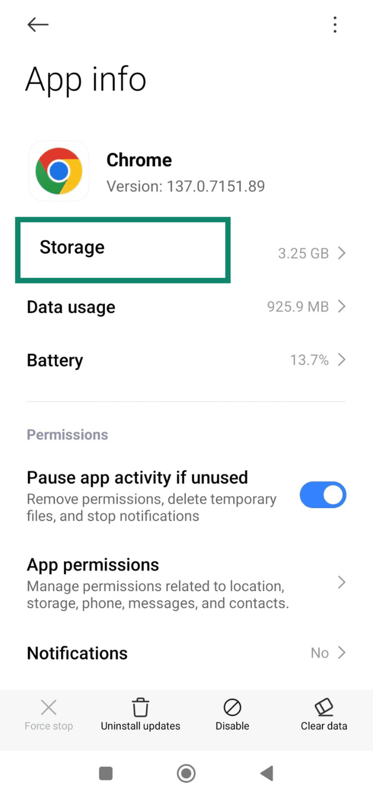 App info screen for Chrome on Android with Storage option highlighted.