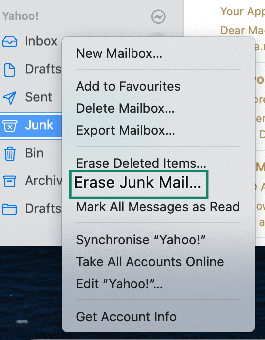 Apple Mail's showing how to delete Junk emails.