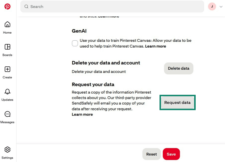 Pinterest Privacy and data settings with the Request data button highlighted.