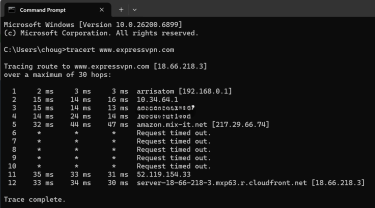 A screenshot of the windows command prompt tracert www.expressvpn.com command.